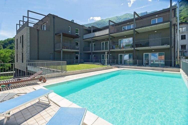 Modern Apartments Lake View With Pool Musso Extérieur photo