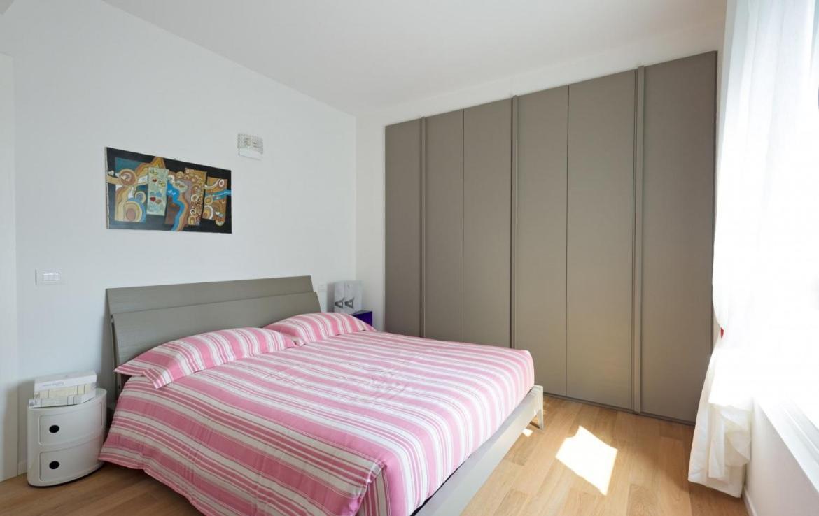 Modern Apartments Lake View With Pool Musso Extérieur photo