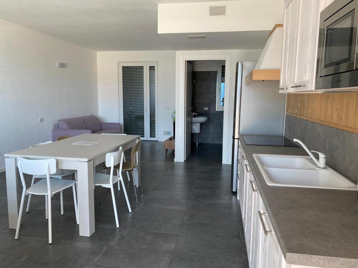 Modern Apartments Lake View With Pool Musso Extérieur photo